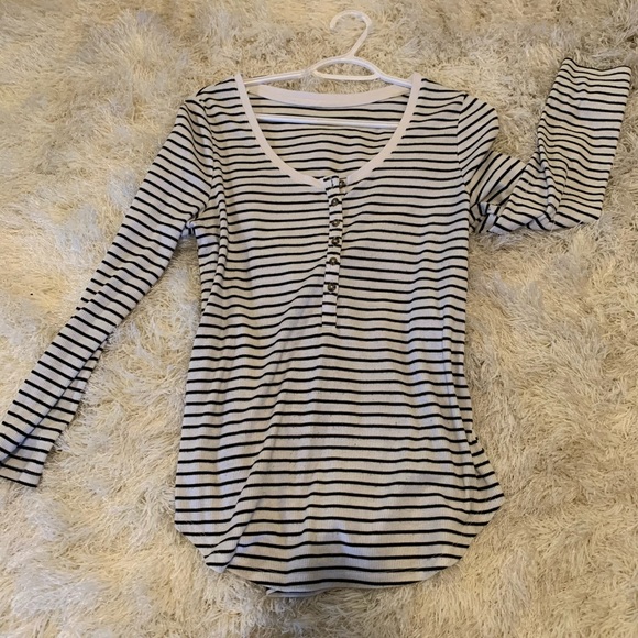 Cute shirts ! - Picture 4 of 6